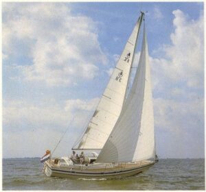 Contest 38s sloop